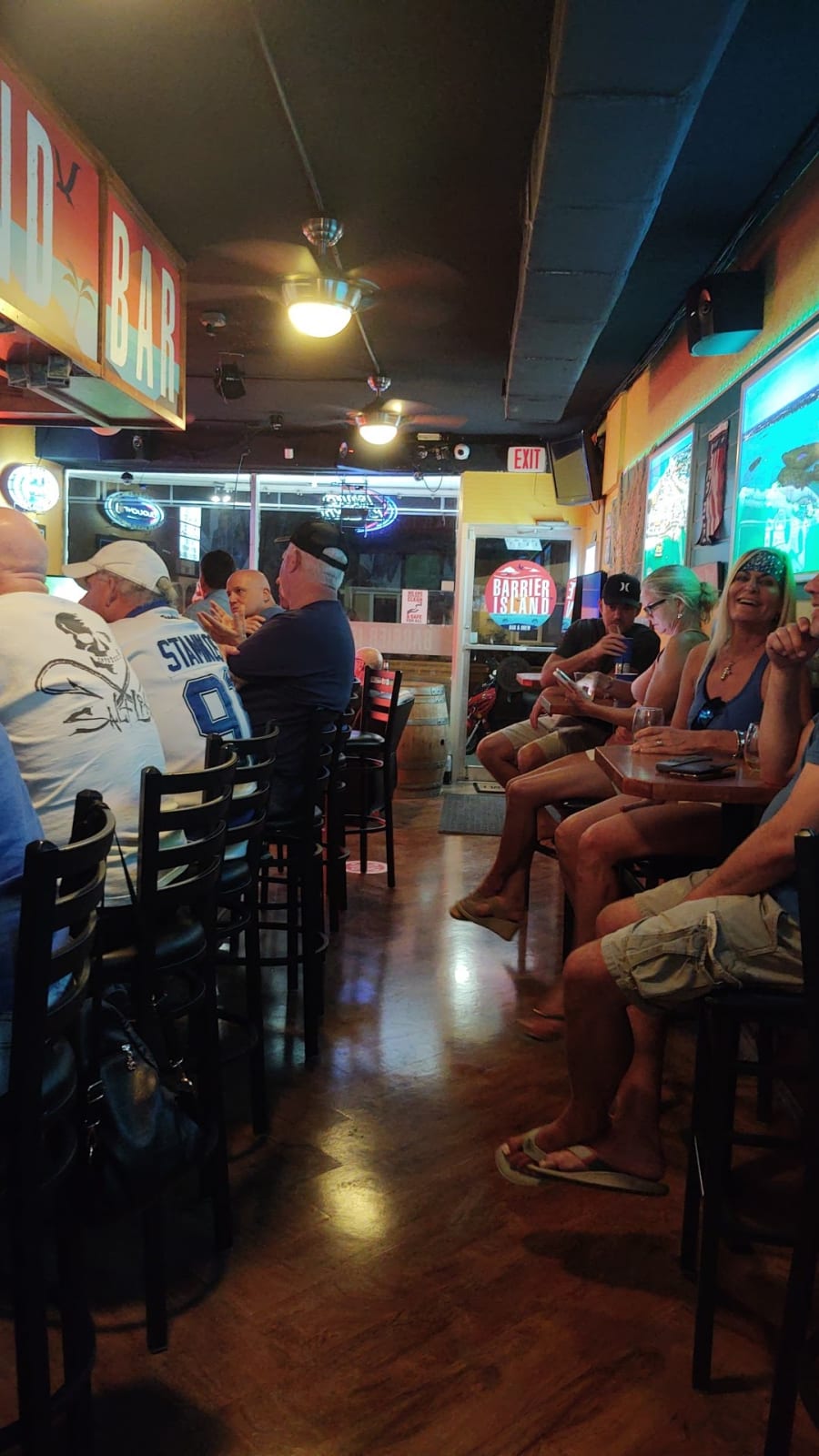 Barrier Island Bar – photo 4
